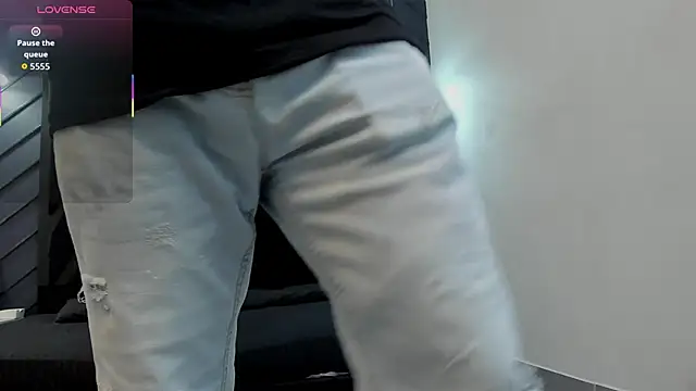 marco_garciia_ live sex cam