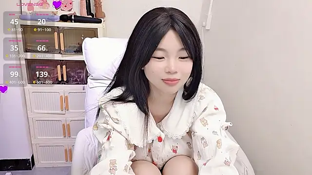 9aunatiis live sex cam