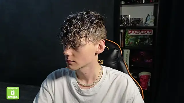 Keytaro live sex cam