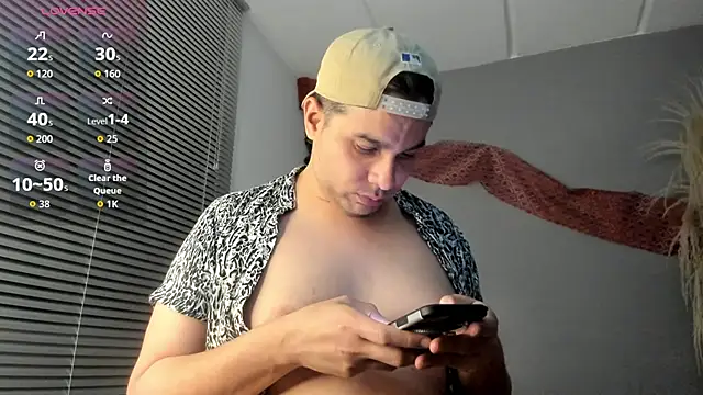 Latin_boy_surprisee live sex cam