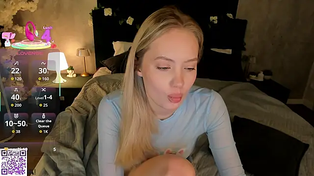 Melanie_Ryer's cam snapshot