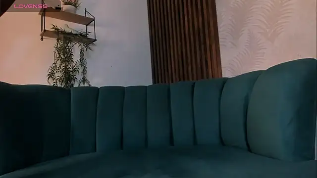 Adrian_Volt live sex cam