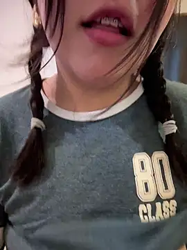 NamiNae live sex cam