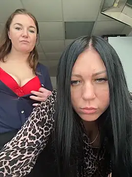 VaryaRose live sex cam