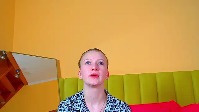 BeatriceBinoche live sex cam