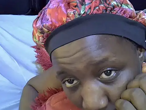 Adaline-Paris's cam snapshot