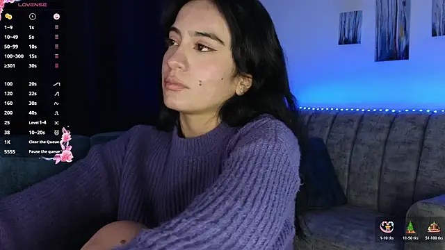 ZaraDames_'s cam snapshot