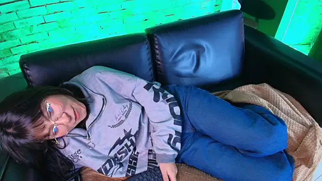 kitty_malach's cam snapshot