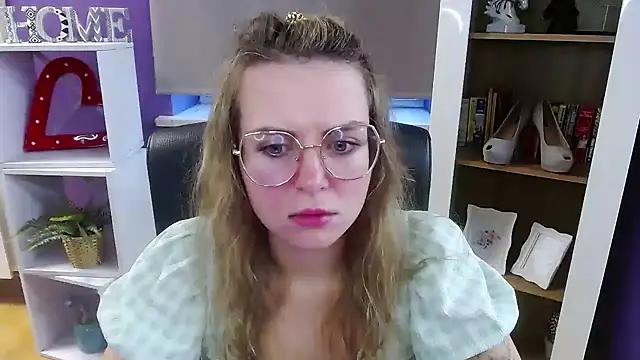 Zoey_Erotic live sex cam
