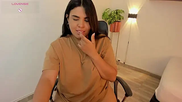 daniela_crozee_ live sex cam