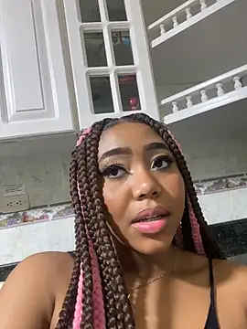 AngelaRoberts live sex cam