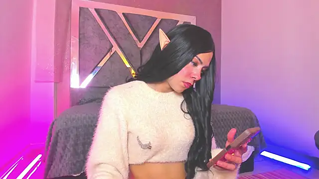 frany_wolf_'s cam snapshot