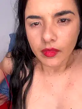 Tamaraa_wet live sex cam