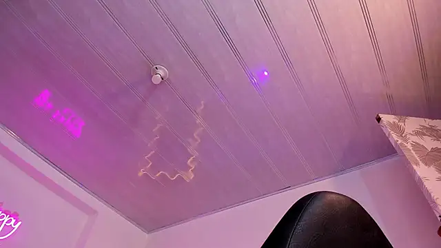 Shinedark_tay1 live sex cam