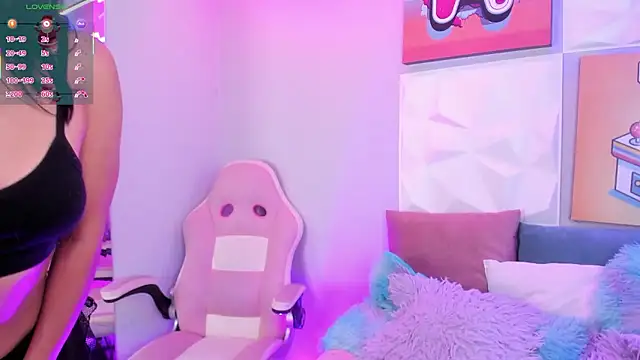 LindaWz_'s cam snapshot