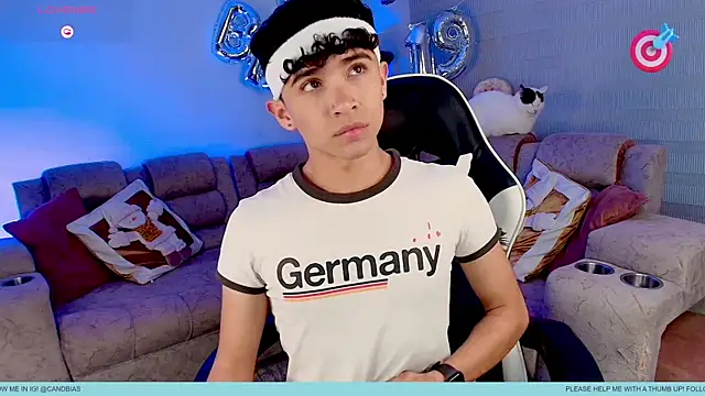 Niico_Cruz live sex cam