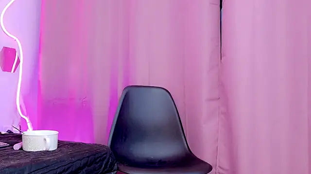 Flor_Gil's cam snapshot