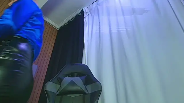 Camila_Chainn's cam snapshot