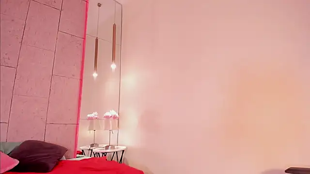 daphne_courtis's cam snapshot