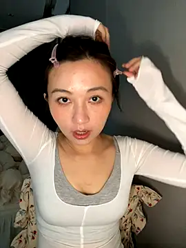 haiyan125216 live sex cam