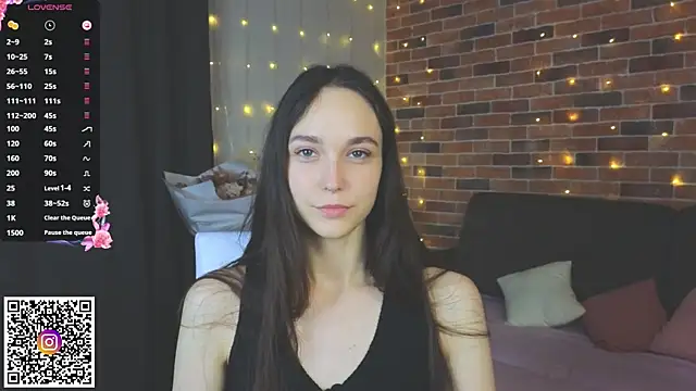 SoftieDream live sex cam