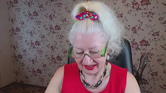 Maya_Mayflower live sex cam