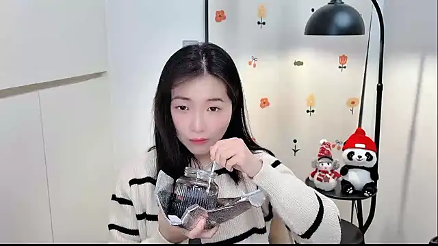 xixi-baobao's cam snapshot