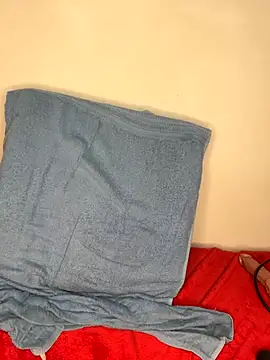 Tamaraa_wet live sex cam