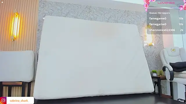 sabrina_shark_ live sex cam