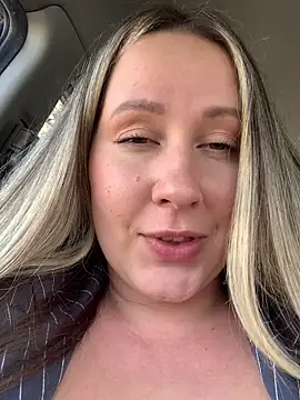 Mona_Plus live sex cam