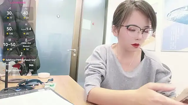 KKMM168 live sex cam