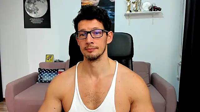 BrutusK08 live sex cam