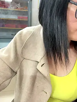 Bella0815 live sex cam