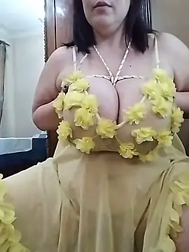 Lucia8600's cam snapshot