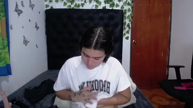 isabel_09's cam snapshot