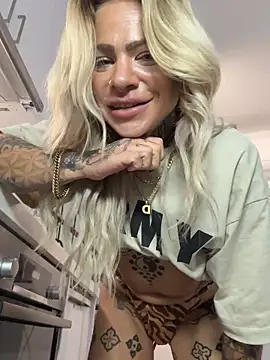 Divina_X_'s cam snapshot