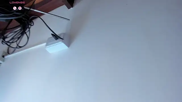 MiaKay1's cam snapshot