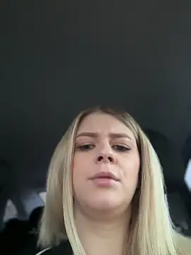 Love_Bri's cam snapshot