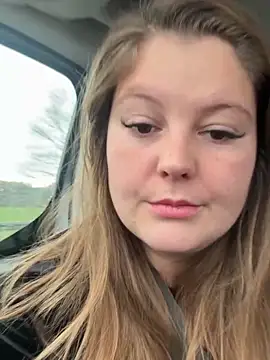 BootyLola's cam snapshot