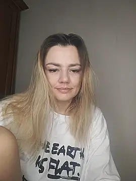 KrissSexi's cam snapshot