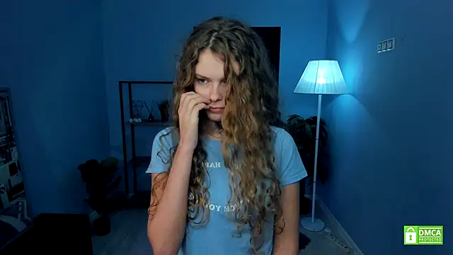 RayaNenlia's cam snapshot