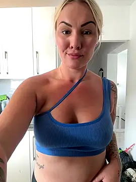 NastyMilf_'s cam snapshot