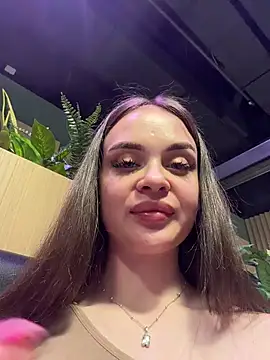 KristiRich live sex cam