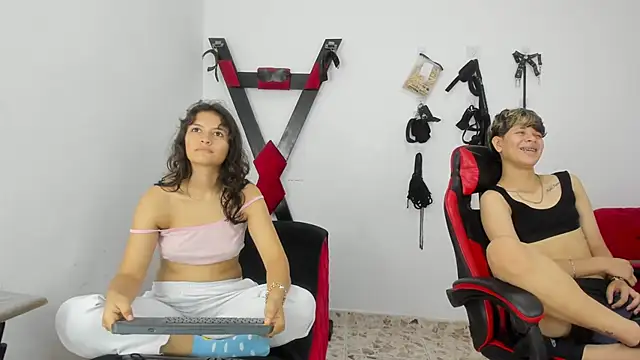 Lily_and_Lina live sex cam