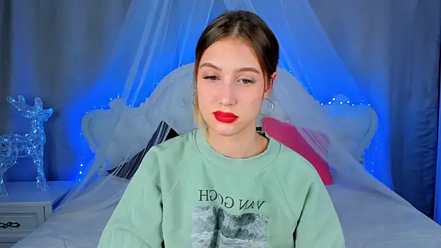 VitalinaBlue live sex cam