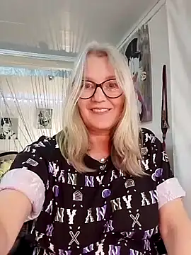 irinamaux live sex cam