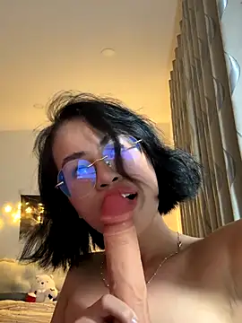 EllieYoon's cam snapshot