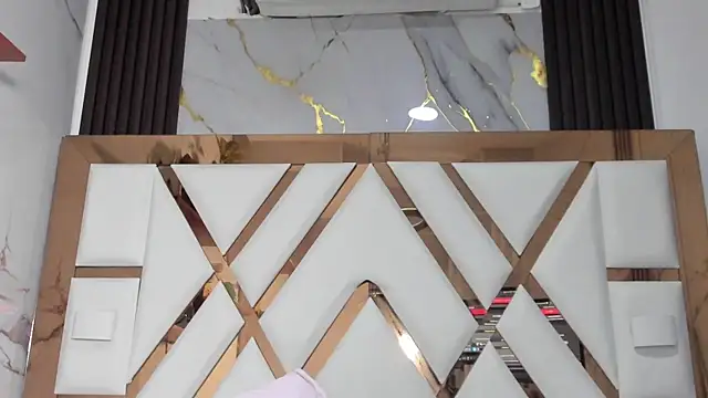 KonnySumer live sex cam