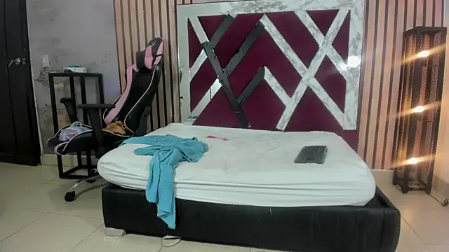 MeganSullivan live sex cam