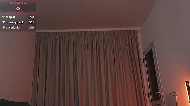 Alison_Miller9's cam snapshot